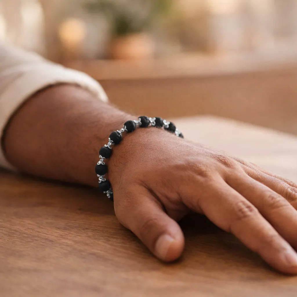 Silver karungali black beads bracelet for unisex jewelry